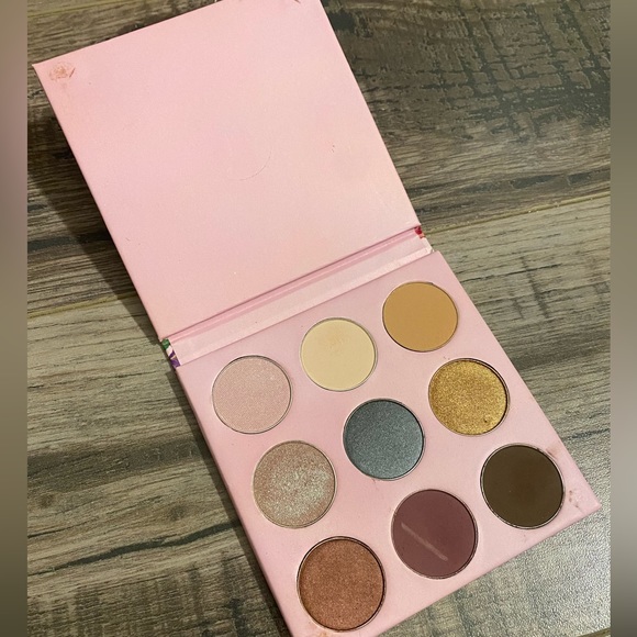 Winky Lux The Kitten Palette - Picture 1 of 4